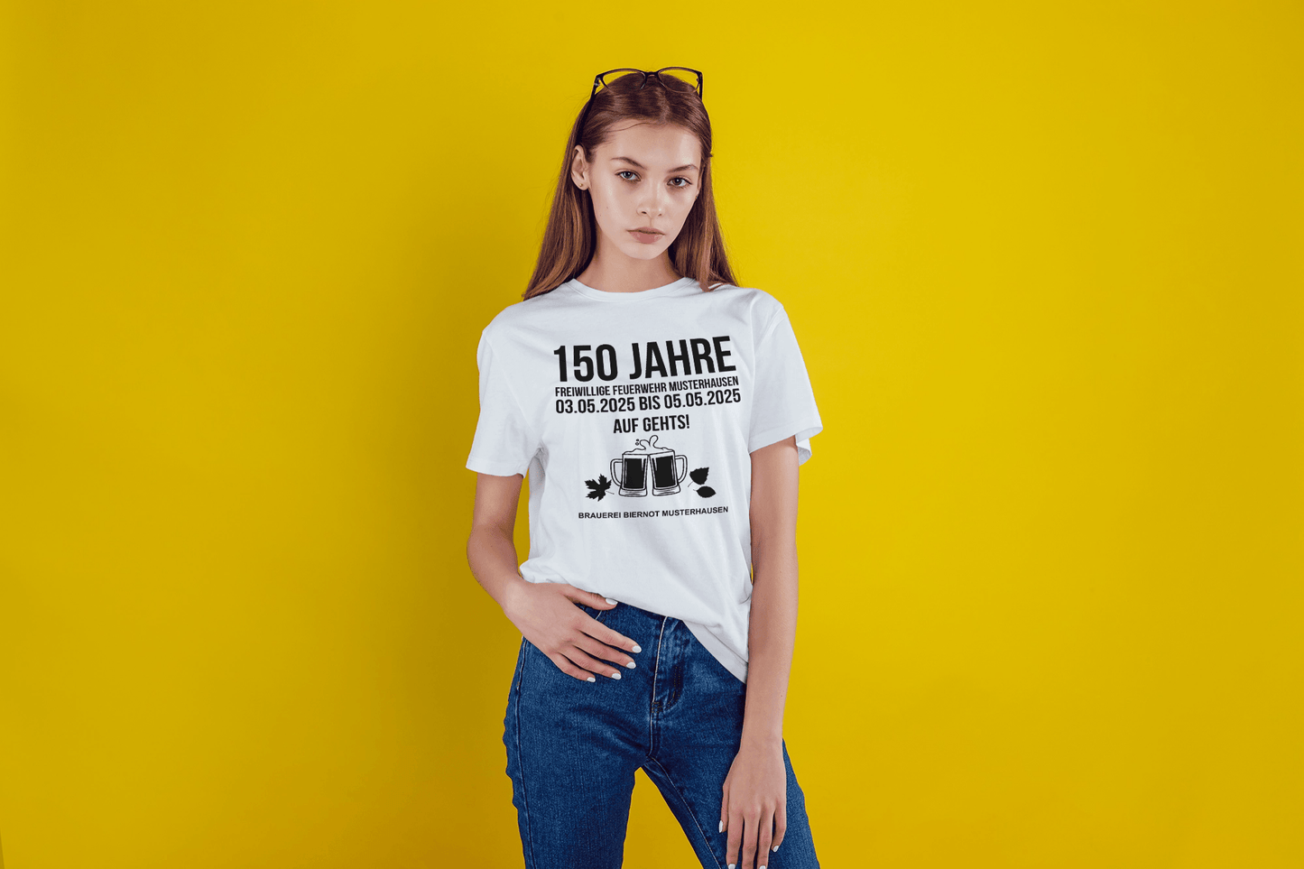 Euer Fest-Shirt in Weiß. Bedruckt auf Vorder- und Rückseite in verschiedenen Farben ab 50 Stück - Eigenes Motiv