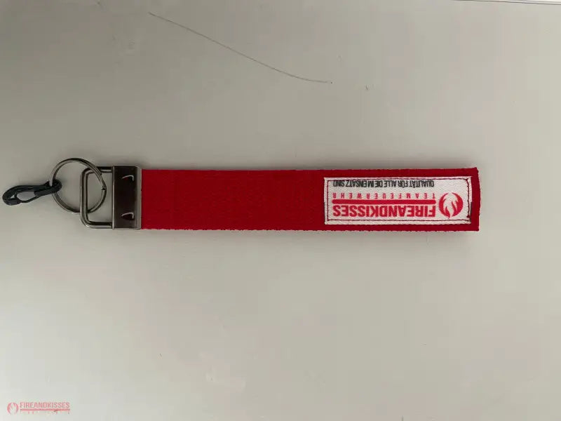 Atemschutzüberwachungsanhänger Fireandkisses – Hochwertiges Feuerwehr Gurtband | Robust & langlebig | Mit Karabiner