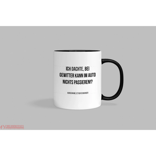 Fireandkisses Fun-Tasse ’Bei Gewitter kann nichts passieren’ - Schwarz - Tasse