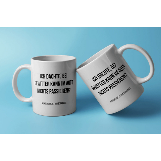 Fireandkisses fun-tasse „ich dachte bei gewitter kann im auto nichts passieren! ? “ - weiß - tasse fun-tasse „ich