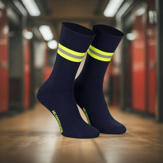 Heldensocken marineblau/gelb-silber-gelb – feuerwehrsocken mit stil & komfort | fireandkisses.de