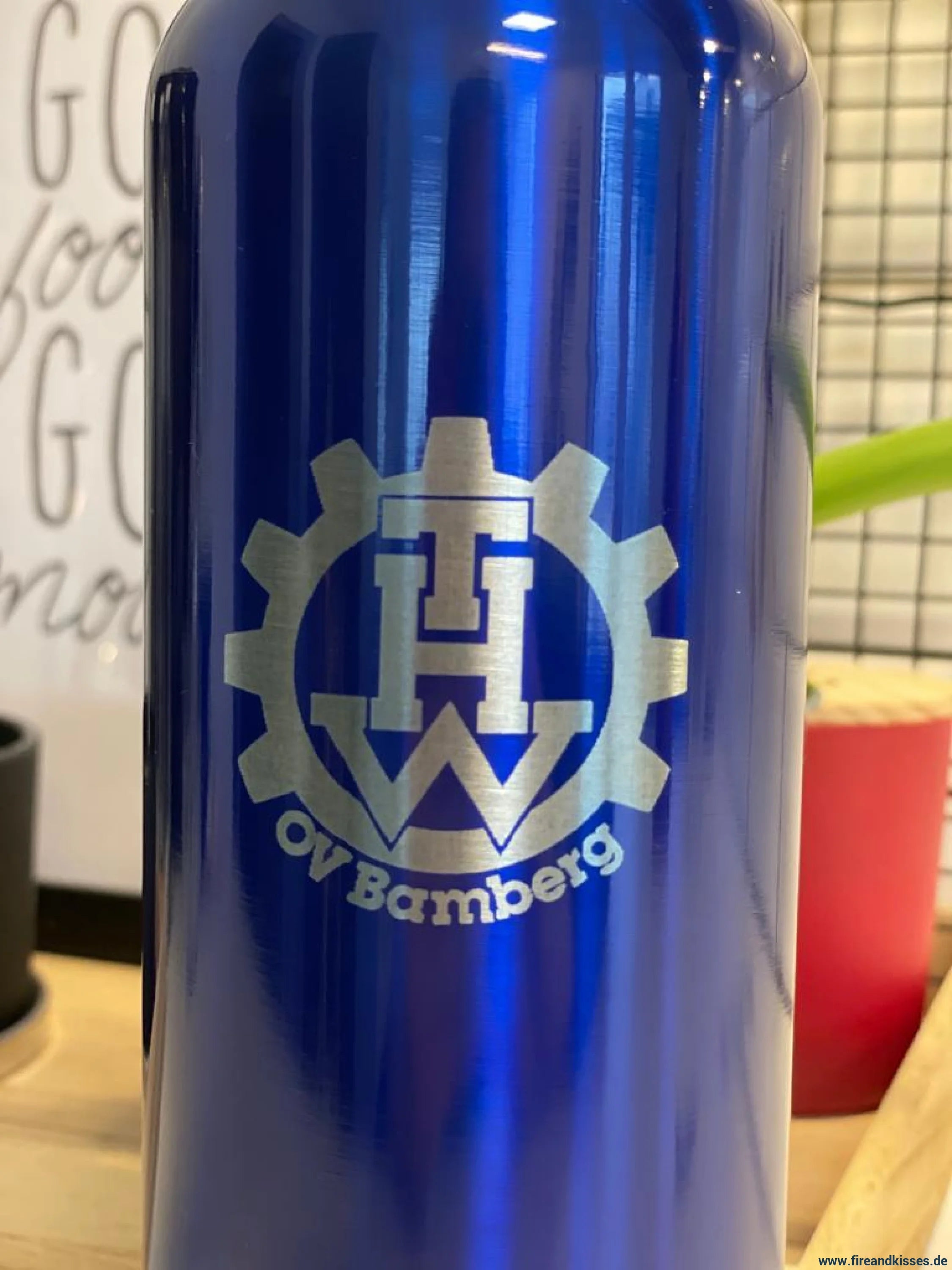 Isolierflasche ’fireandkisses’ blau mit deinem logo - ’fireandkisses’ blau deinem logo