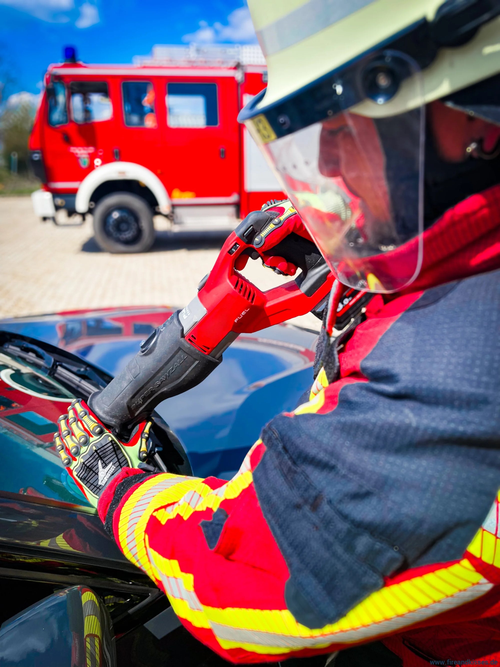 Thl-protect feuerwehrhandschuh – hochwertiger thl handschuh für technische hilfeleistung - thl-protect